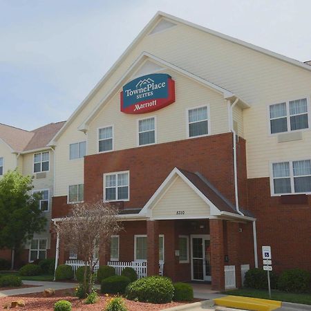 Towneplace Suites Лъбък Екстериор снимка
