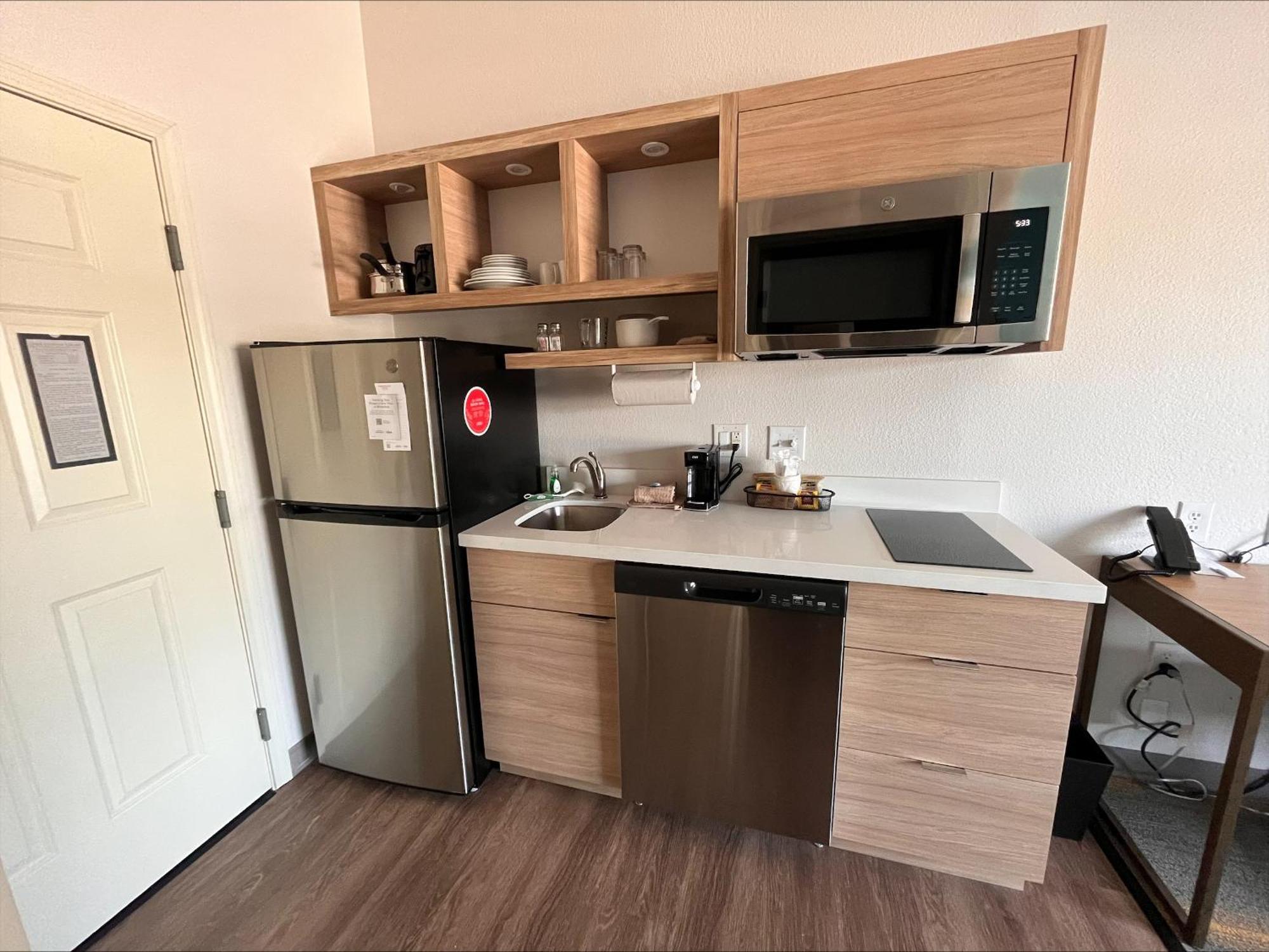 Towneplace Suites Лъбък Екстериор снимка